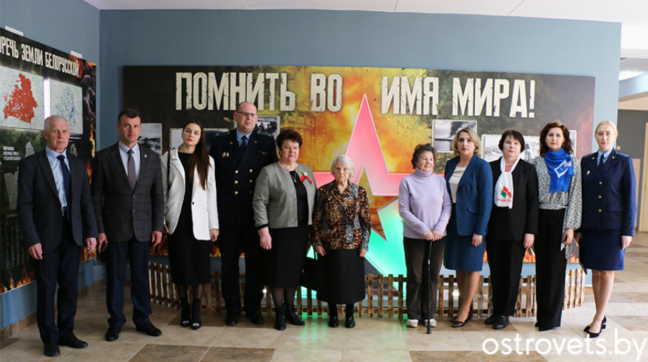 В СШ №3 открылась экспозиция, посвящённая геноциду белорусского народа